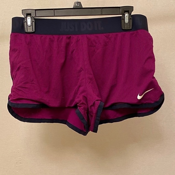 NIKE DRI-FIT Shorts Tennis Running Exercise Active - Picture 3 of 7